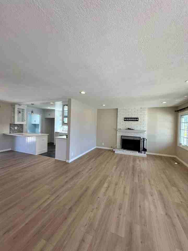 6121 Priscilla Dr - Photo 3 of 16