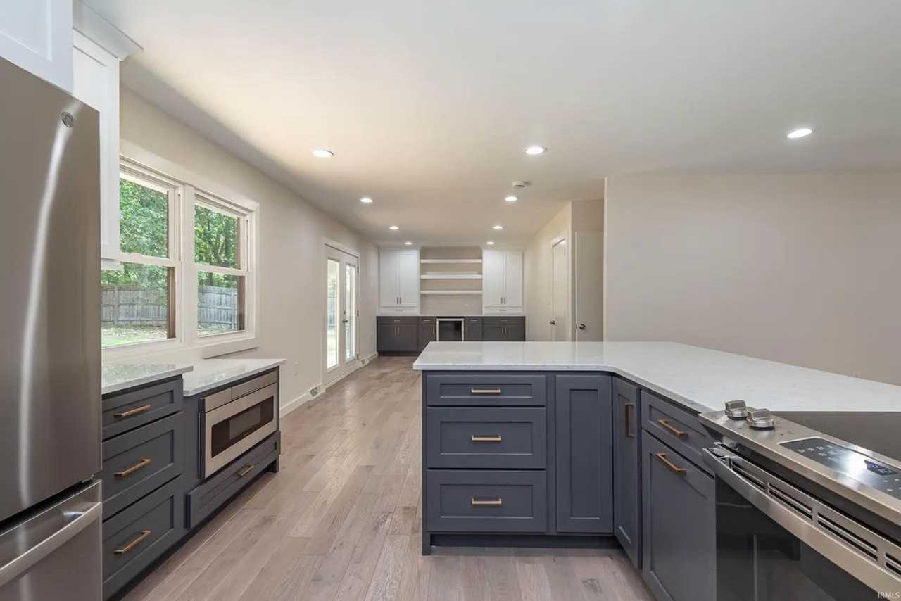 4809 E Ridgewood Dr - Photo 5 of 12