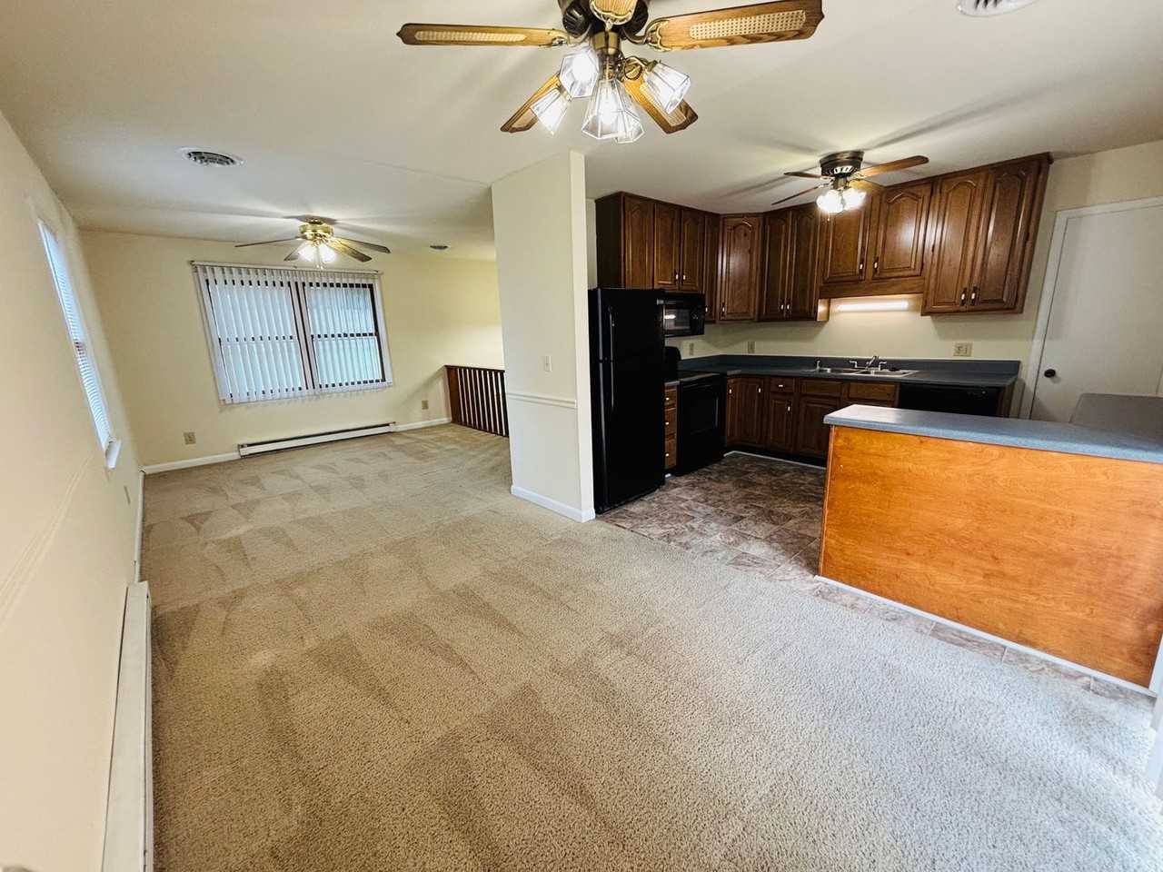 208 Ardmore St - Photo 6 of 22