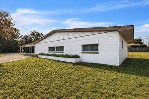 featured image of 2634 South Dr
