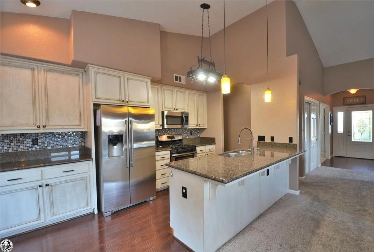 17151 Upper Starr King Dr - Photo 3 of 4