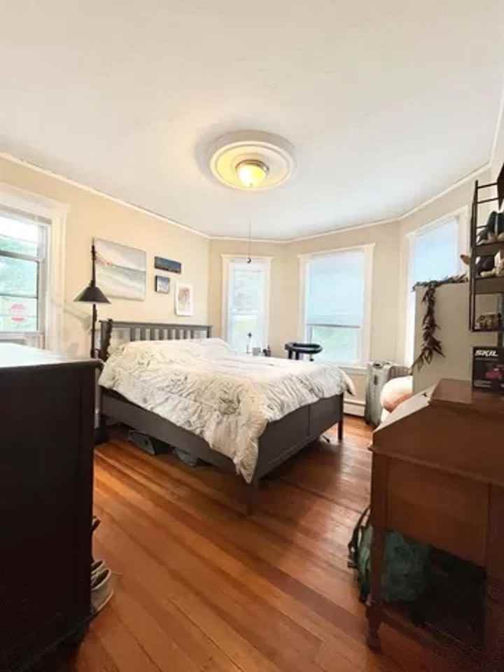 63 Franklin St - Photo 7 of 8