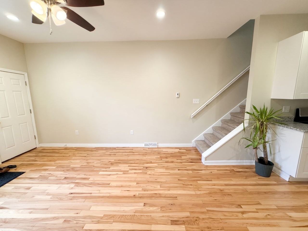 294 46th St - Photo 3 of 16