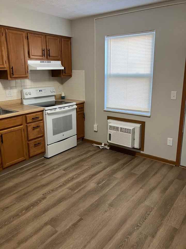 1205 Bunker Hill Rd #C - Photo 3 of 16