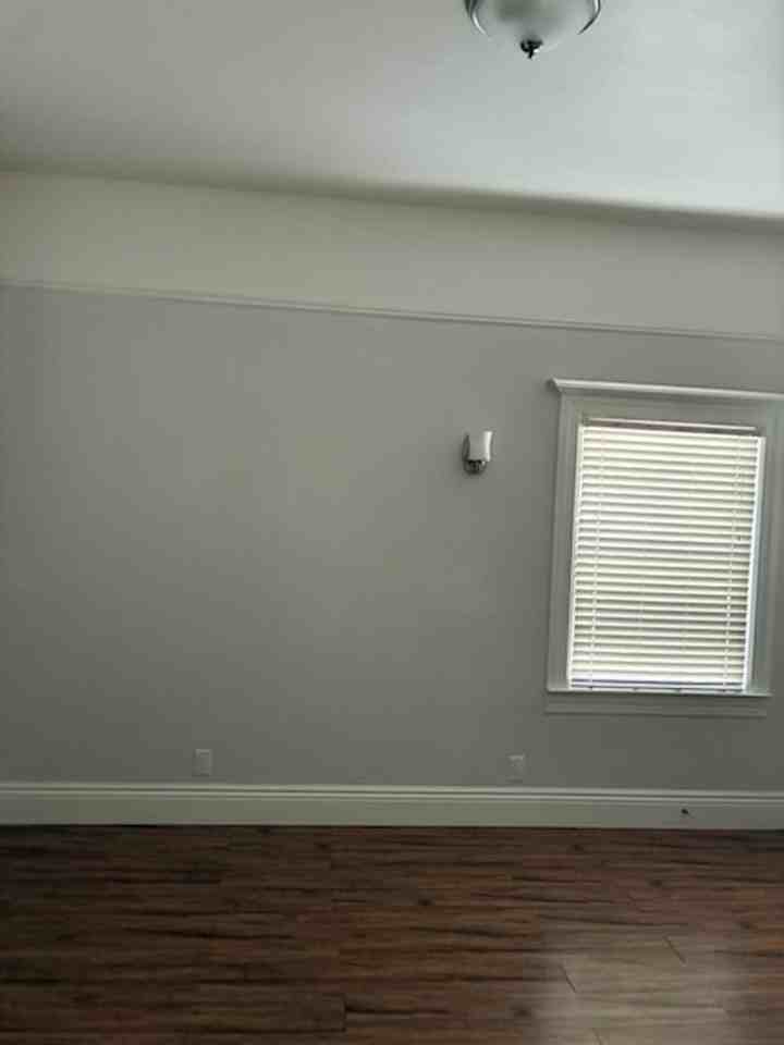 1407 D St - Photo 5 of 7