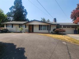 featured image of 101 Rainbow Dr