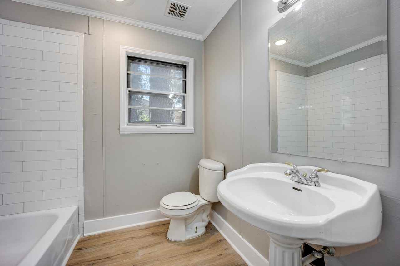 2901 Independence St - Photo 6 of 28