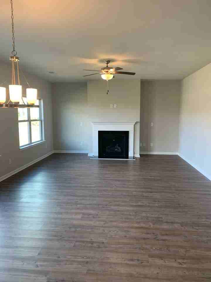 2374 Ticonic Rd - Photo 4 of 8