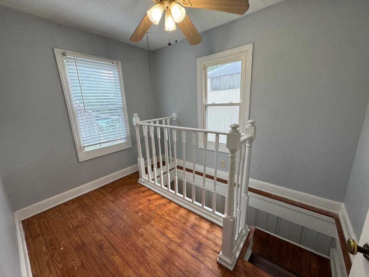 111 Althea St - Photo 7 of 19