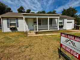 featured image of 519 N Highland St