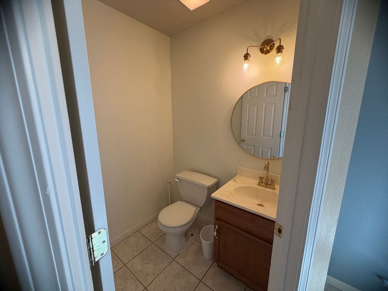 102 Valley Way - Photo 5 of 20