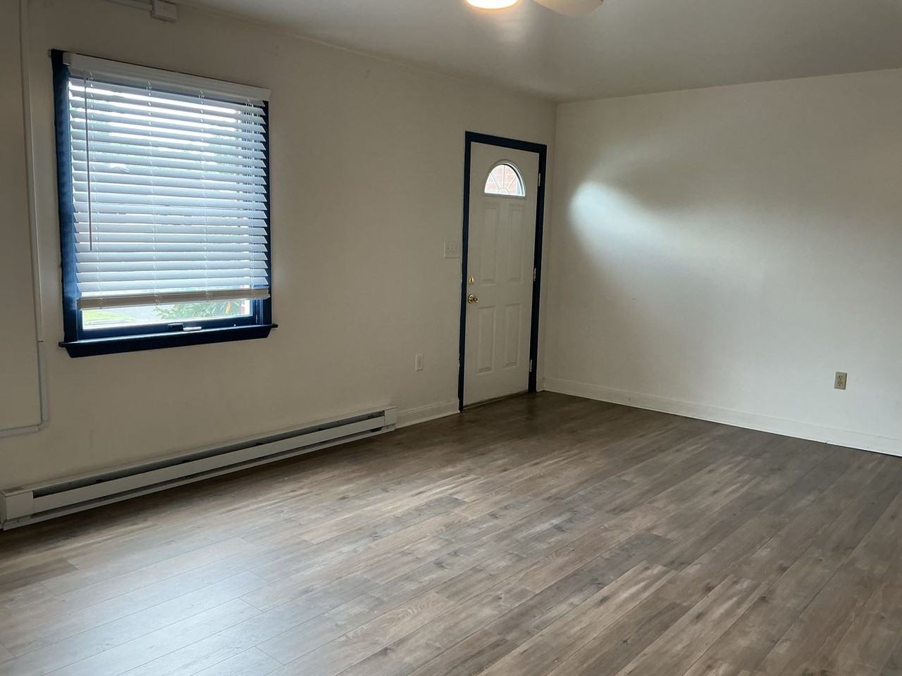 63 Ashford Dr - Photo 2 of 18