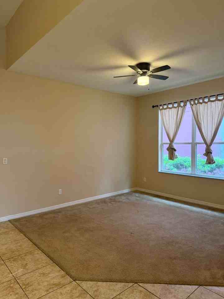 3227 Lake Jean Dr - Photo 4 of 21