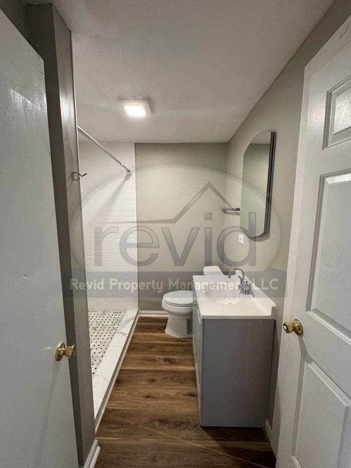 527 Diana St - Photo 7 of 13