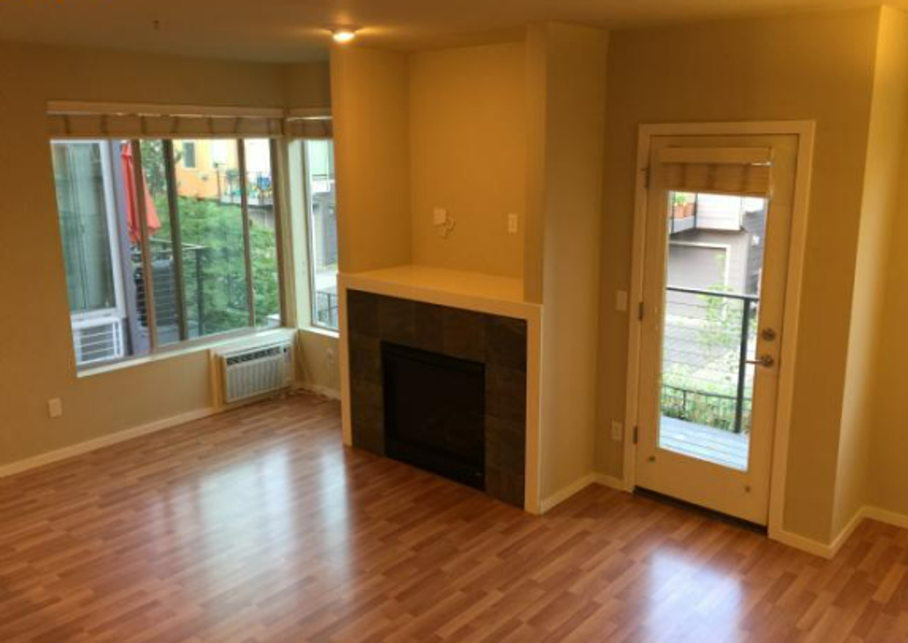 7562 N Burlington Ave - Photo 4 of 4