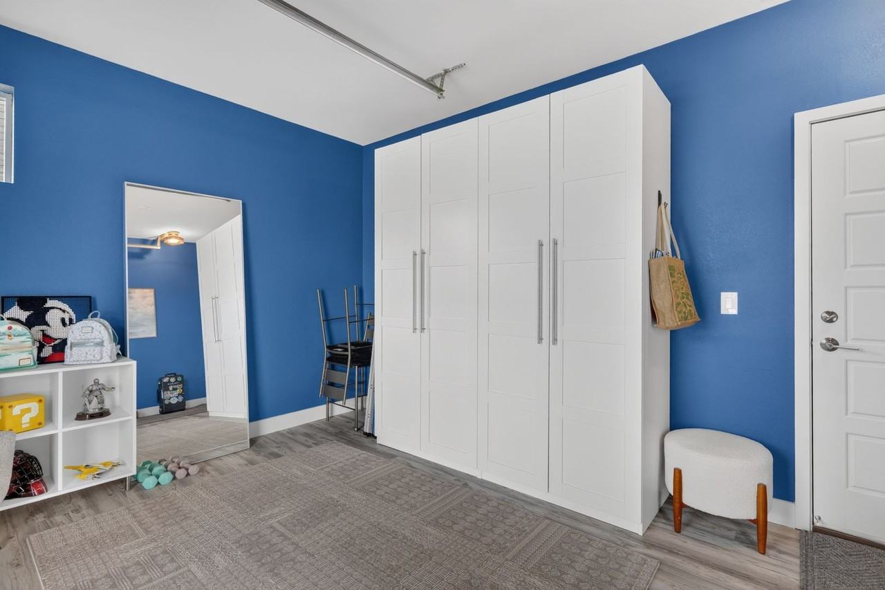 2124 Alcott Way - Photo 3 of 22