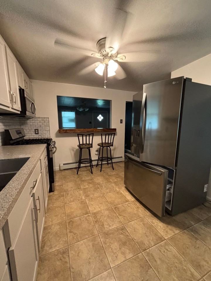 130 E Northview Ave - Photo 6 of 19