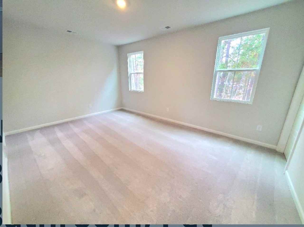 160 Cypress Hollow Dr - Photo 2 of 16