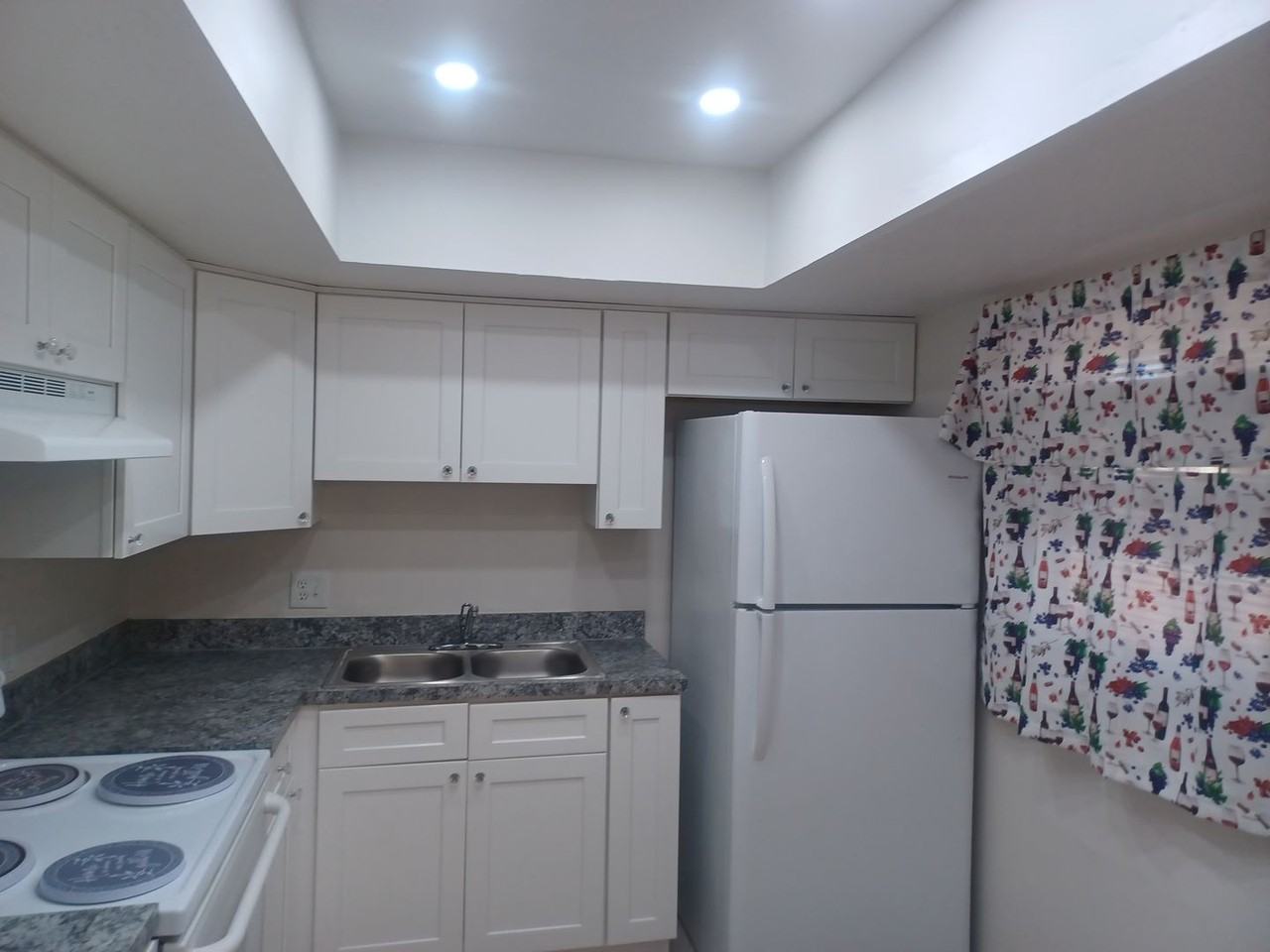 4911 York St - Photo 4 of 15
