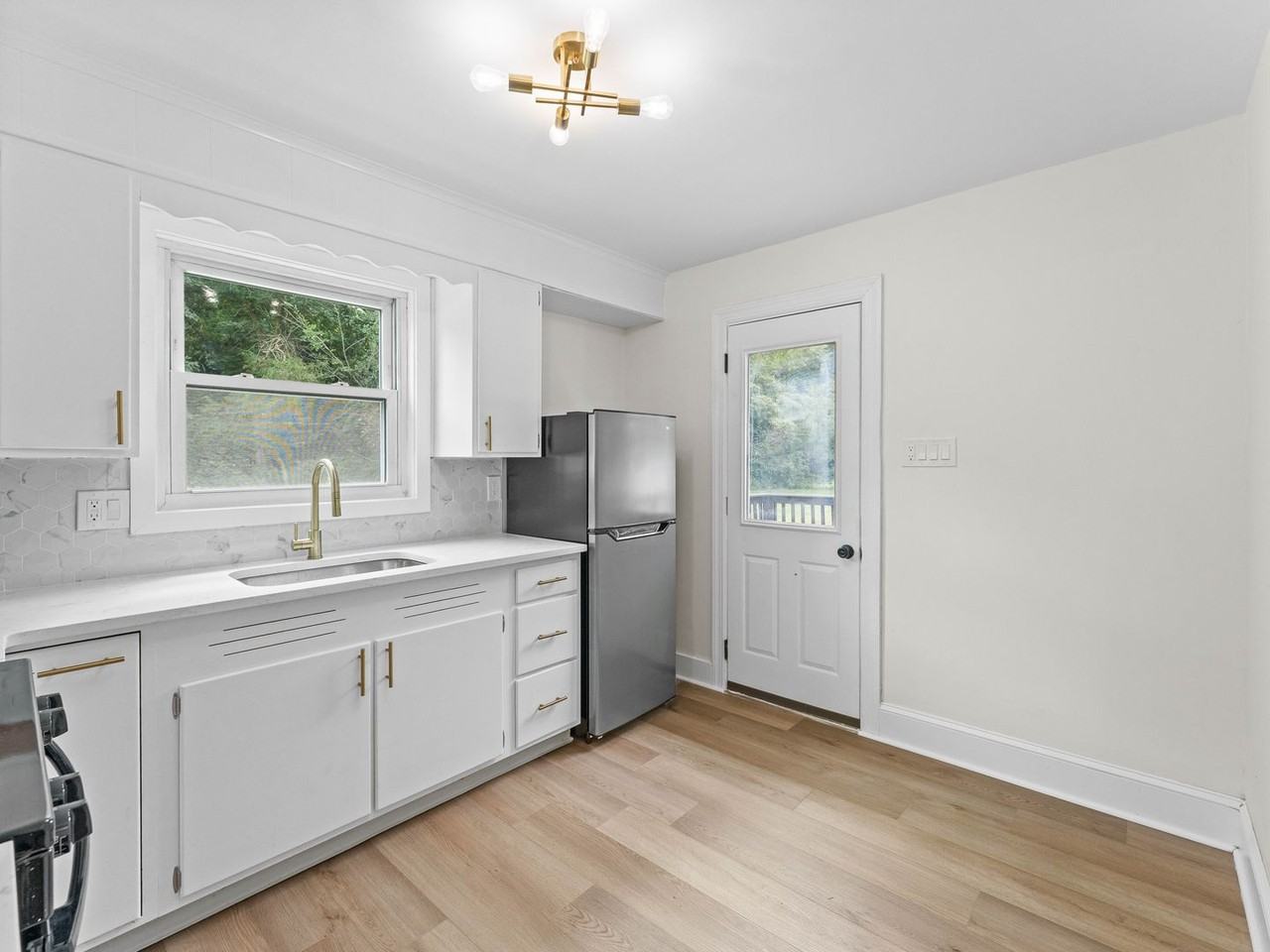 3534 N Delsea Dr - Photo 2 of 29