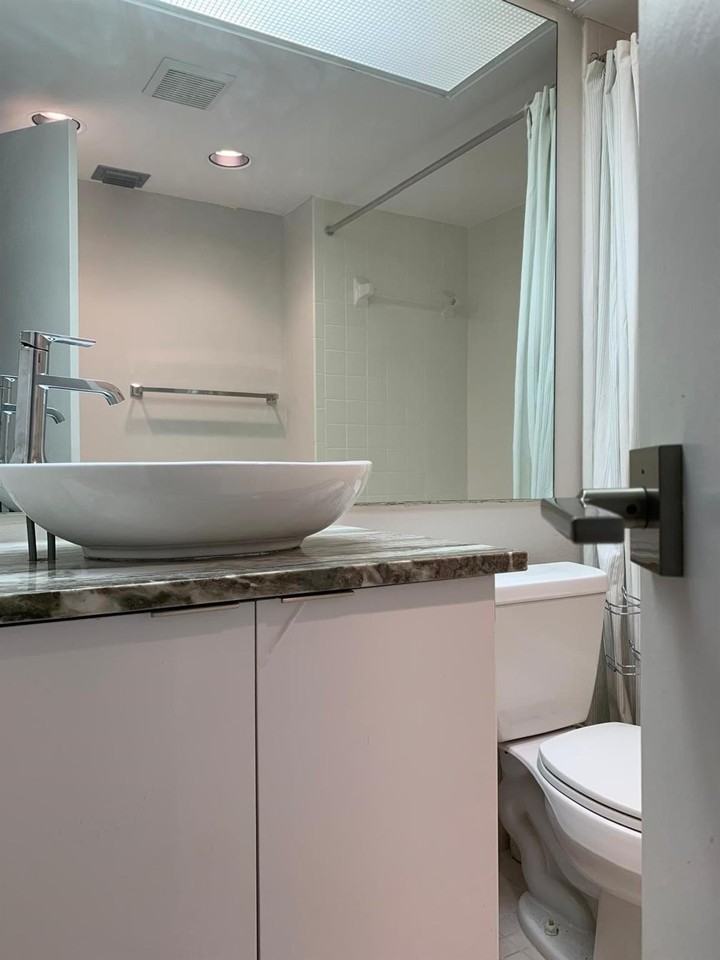 1601 Abaco Dr #C3 - Photo 5 of 32