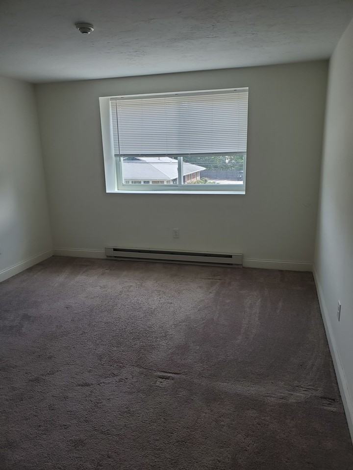 Pond Street 47 - Photo 3 of 12