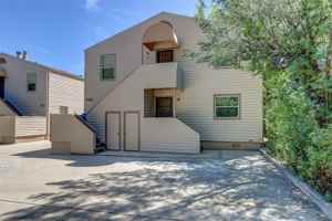 featured image of 325 S Virginia St