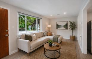 featured image of 324 Ne 65th St
