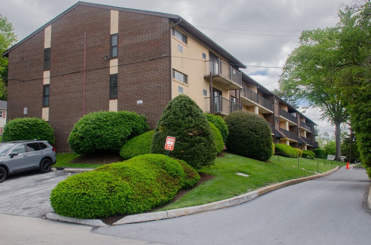 Towns Edge Apartments - Photo 5 of 10