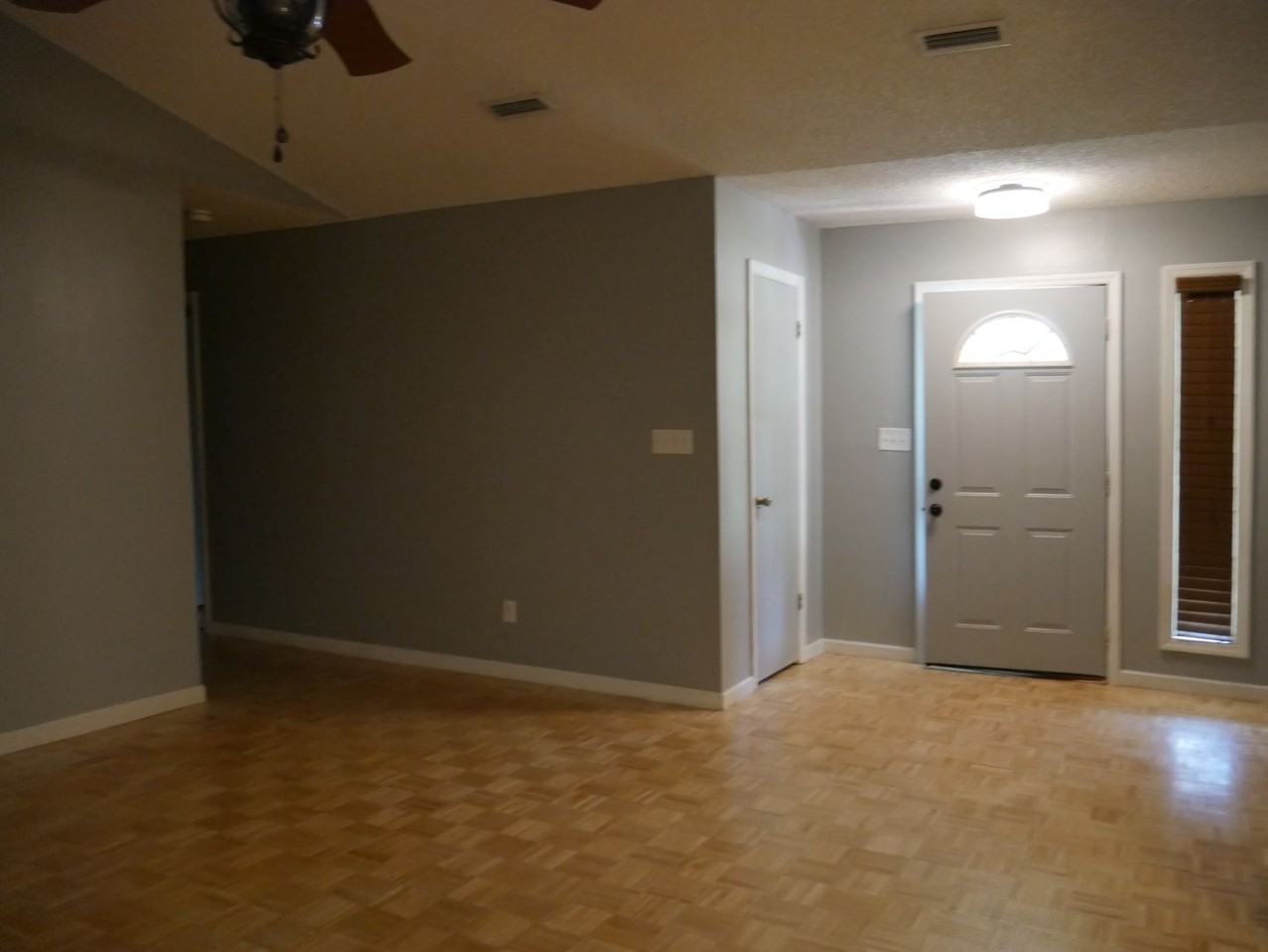 3634 Becky St - Photo 5 of 30