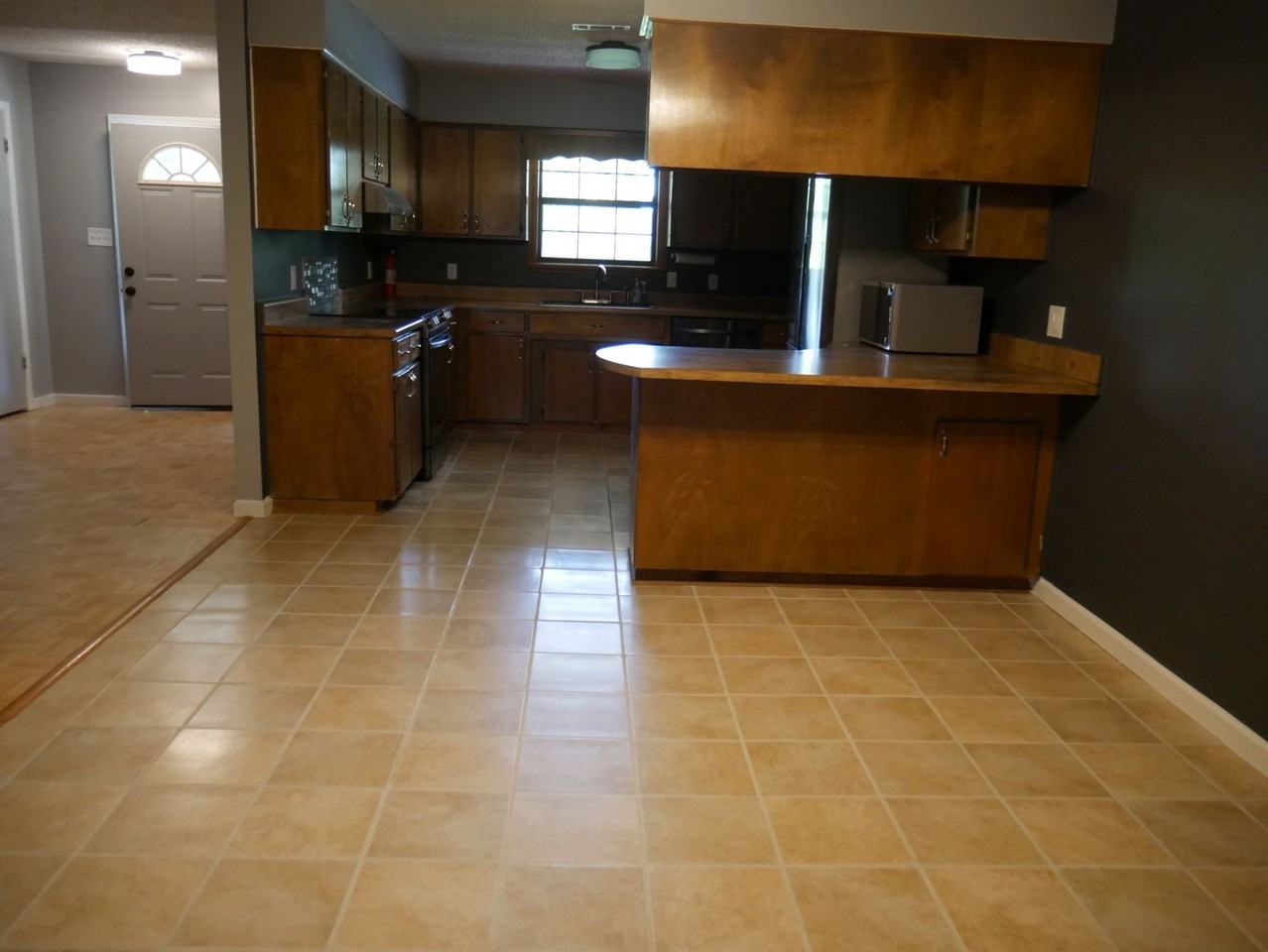 3634 Becky St - Photo 7 of 30