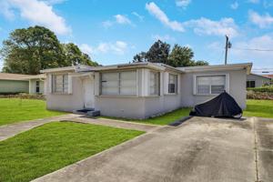 featured image of 1325 W 32nd St