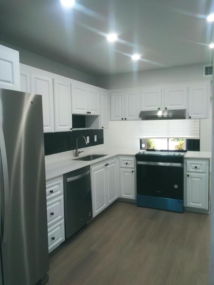 9727 N New River Canal Rd #629 - Photo 5 of 41