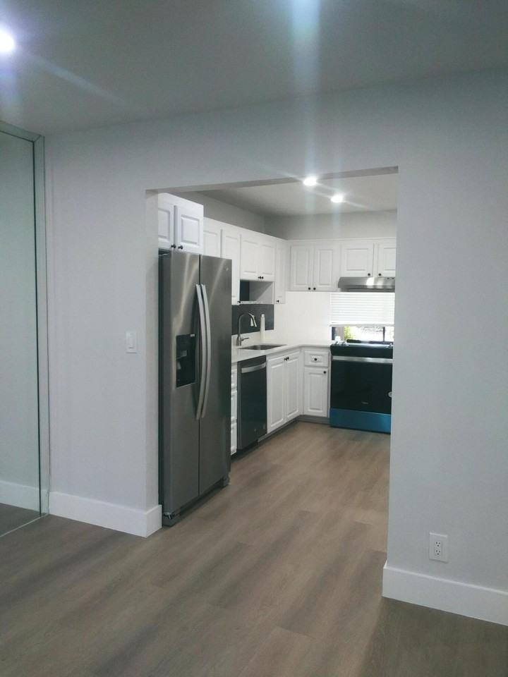 9727 N New River Canal Rd #629 - Photo 6 of 41