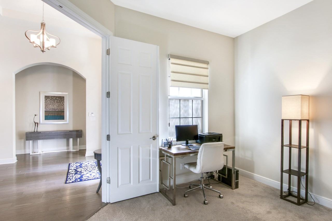 17001 Sw Sapri Way - Photo 3 of 50