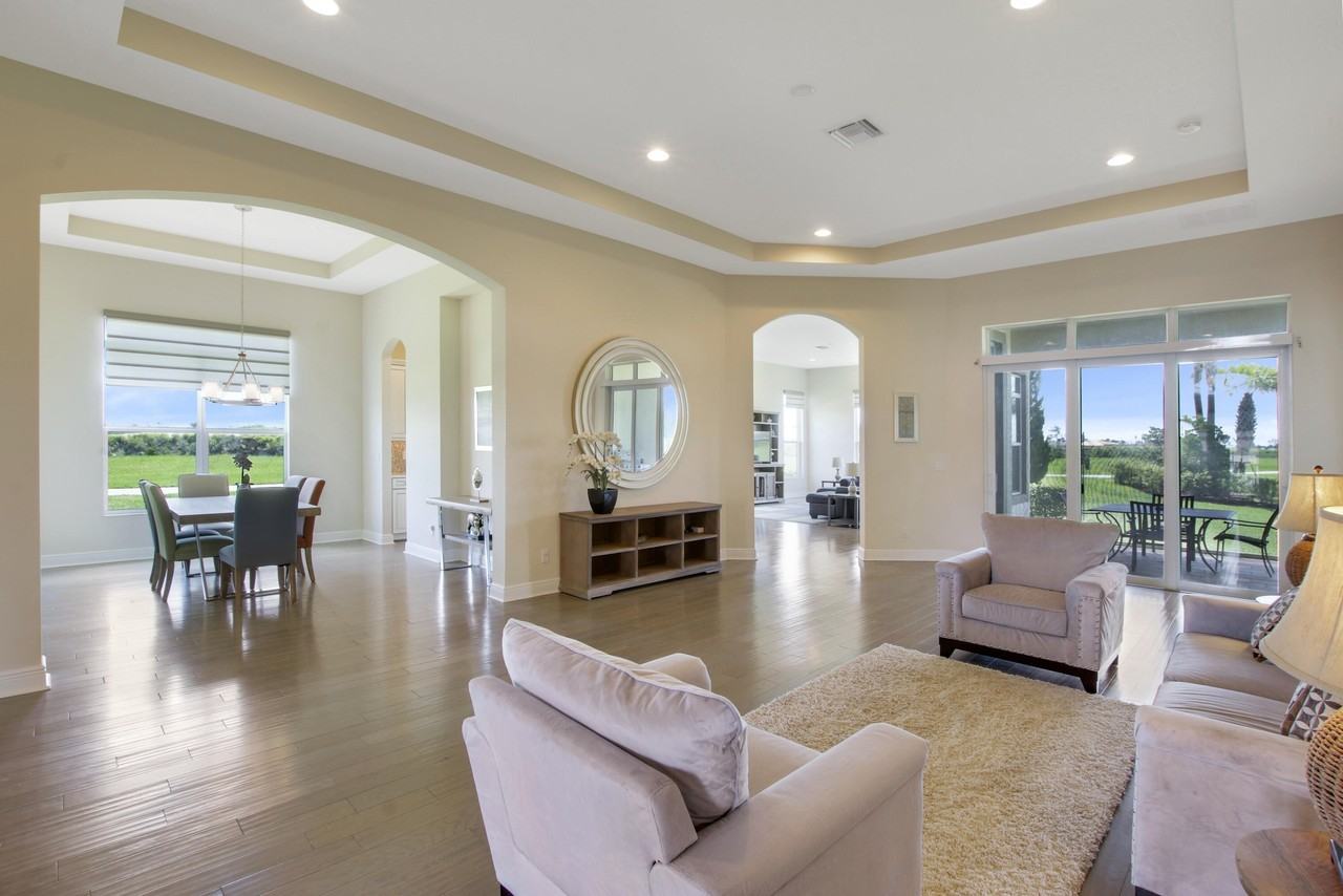 17001 Sw Sapri Way - Photo 6 of 50