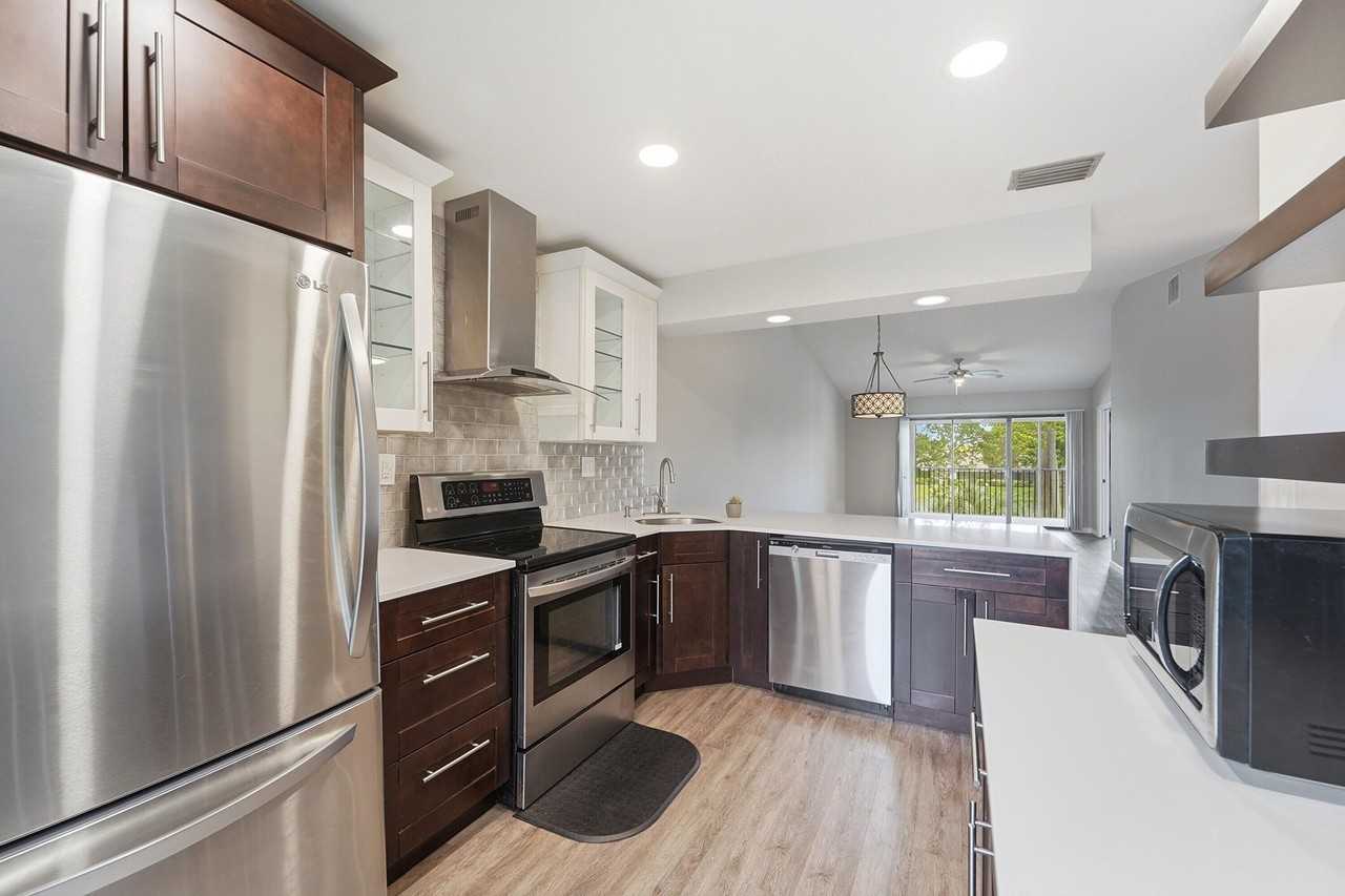 1033 Banks Rd #203 - Photo 4 of 18