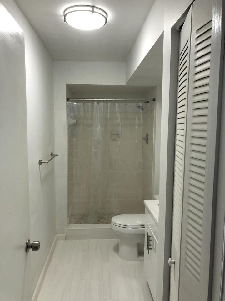480 Nw 20th St #2140 - Photo 2 of 29