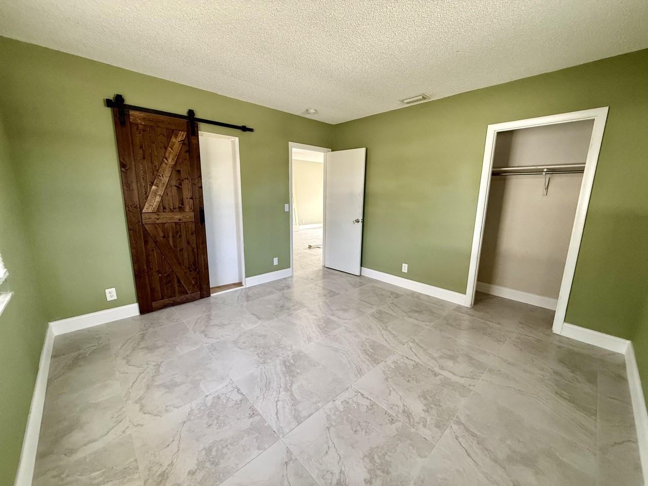 1691 W 26th St #1 - Photo 5 of 7
