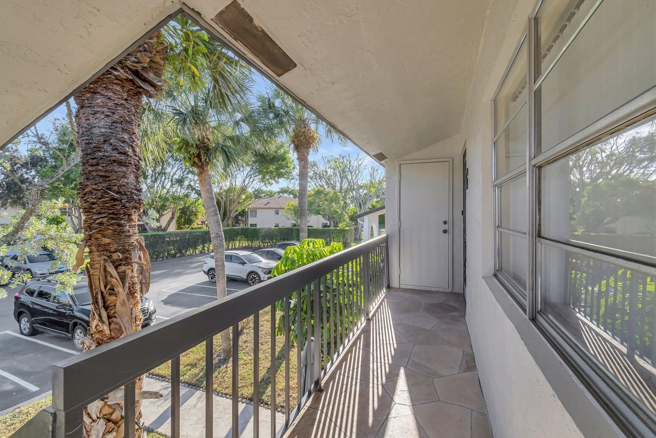 5943 Areca Palm Ct #G - Photo 3 of 47