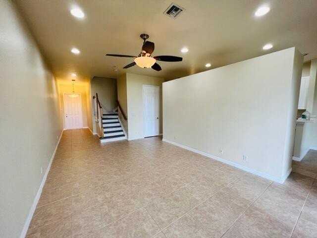 25 Beechdale Ln - Photo 4 of 22