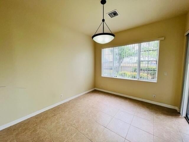 25 Beechdale Ln - Photo 5 of 22