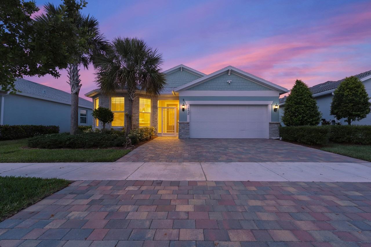 10454 Sw Captiva Dr - Photo 2 of 39