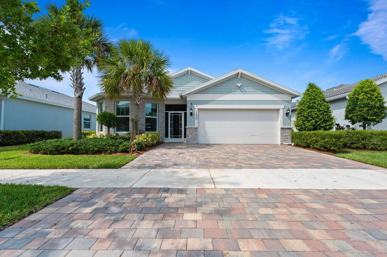 10454 Sw Captiva Dr - Photo 3 of 39