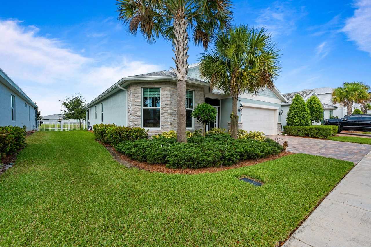 10454 Sw Captiva Dr - Photo 4 of 39