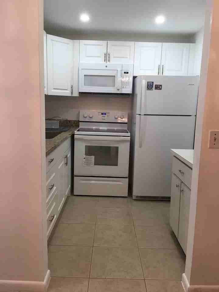 66 Harwood A - Photo 5 of 16