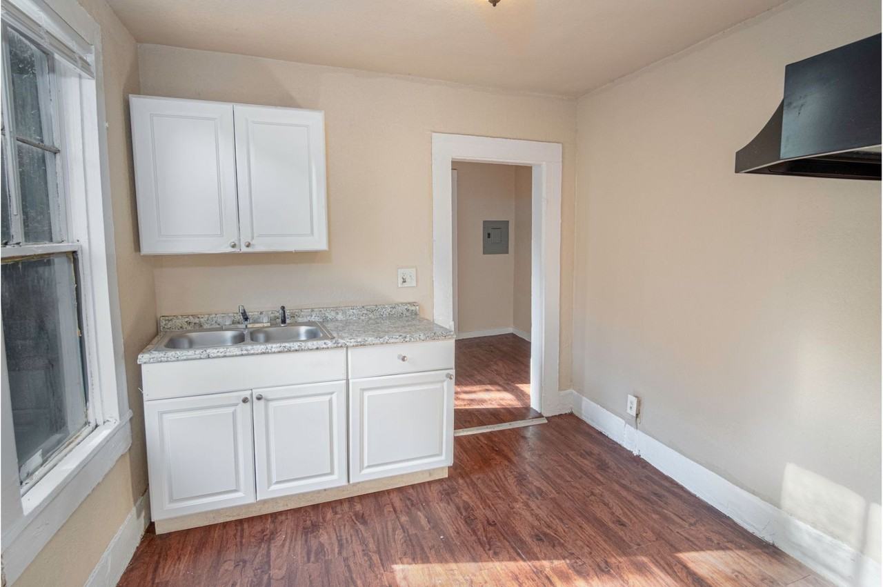 1216 Paso Hondo - Photo 7 of 8