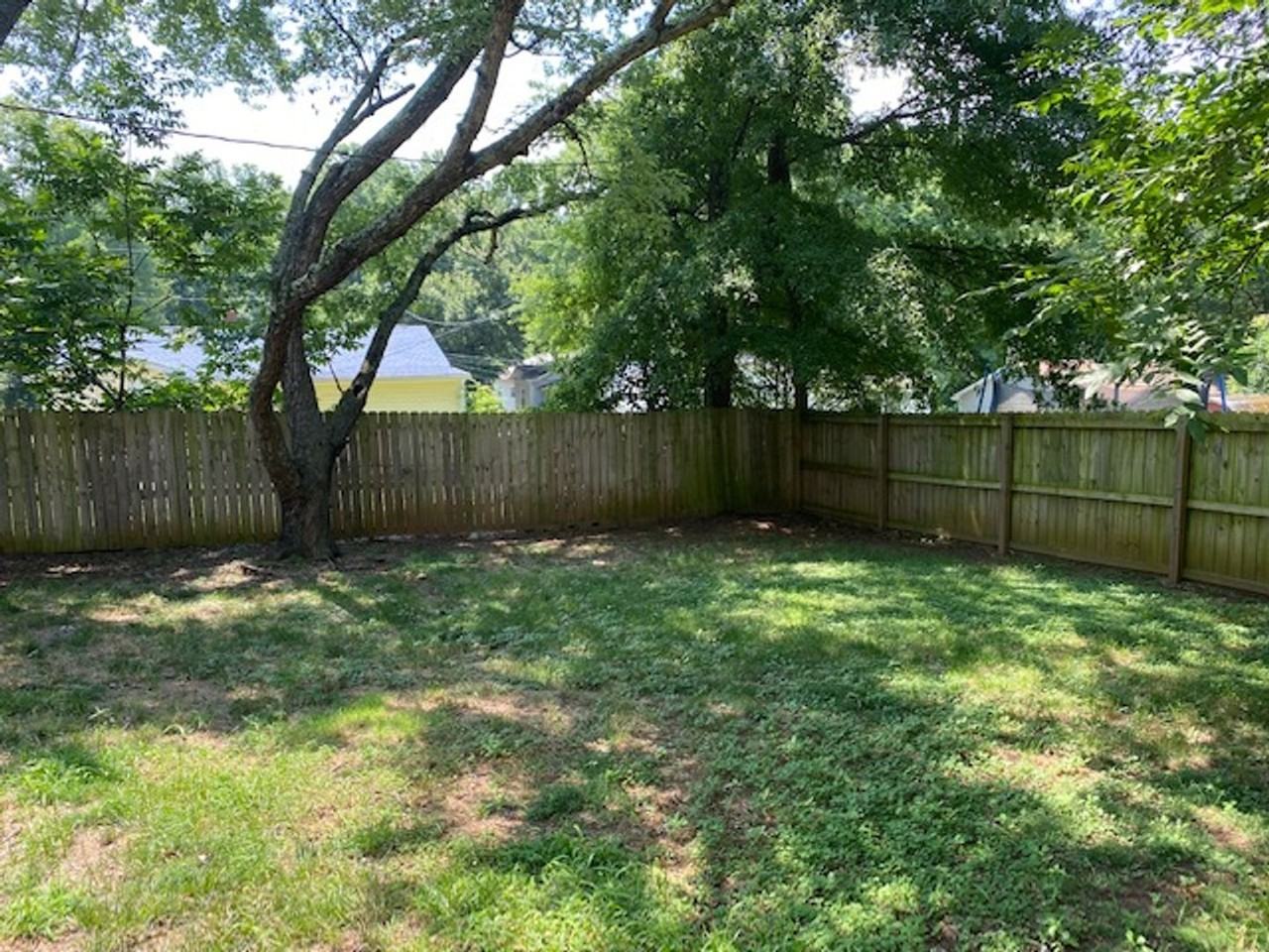 565 Buford St Nw - Photo 5 of 15
