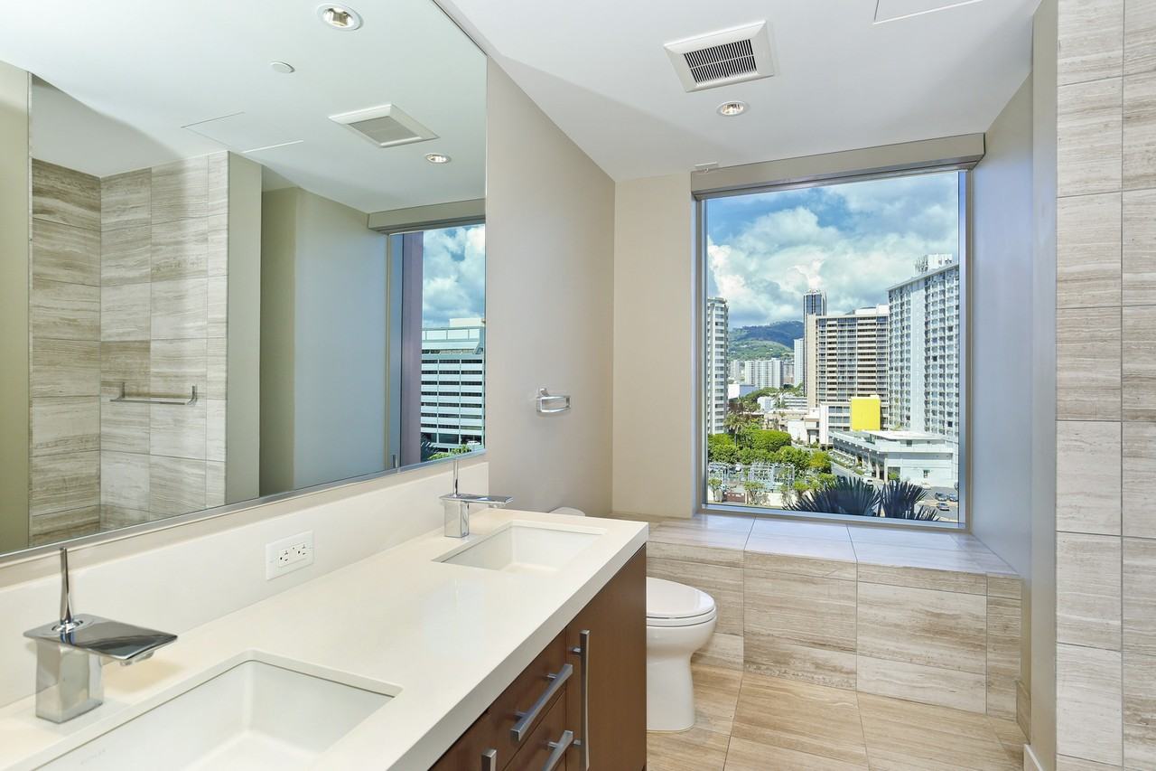 1555 Kapiolani Blvd #815 - Photo 6 of 17