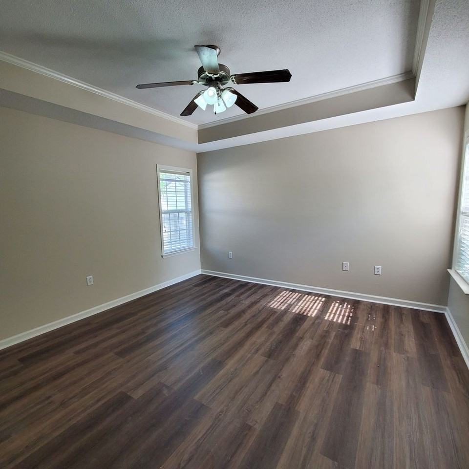 5227 Abbott Cir - Photo 7 of 16